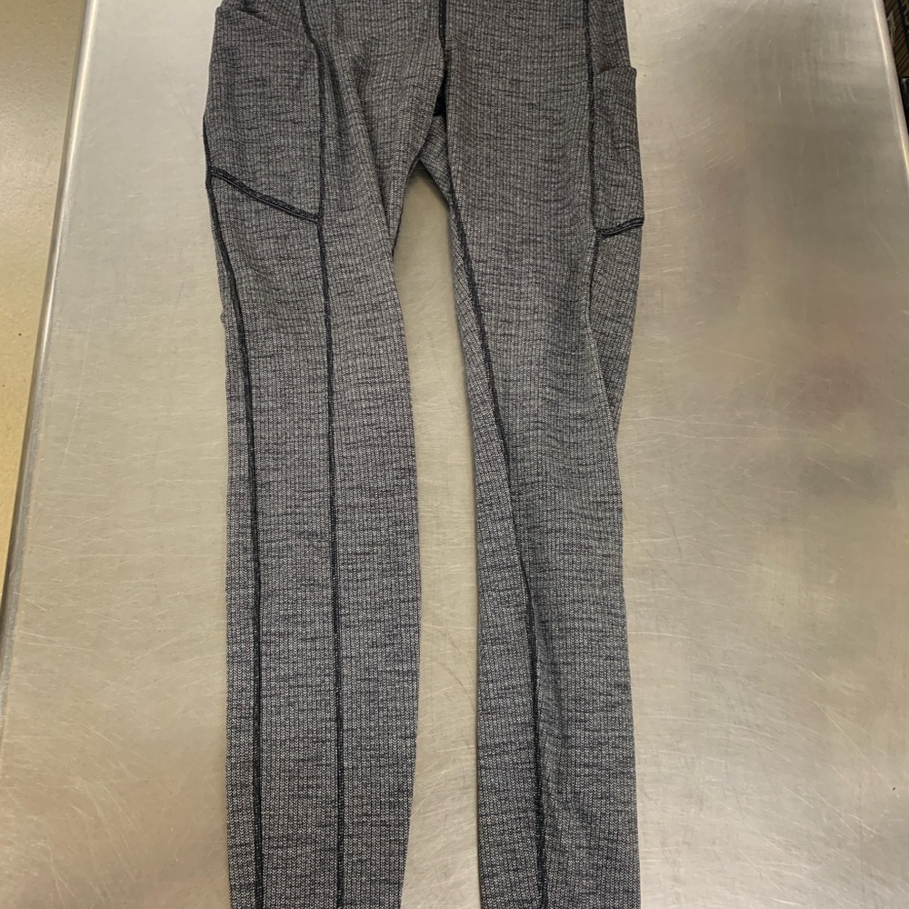 Lululemon Speed Up Tight 28" - Picture 5 of 6